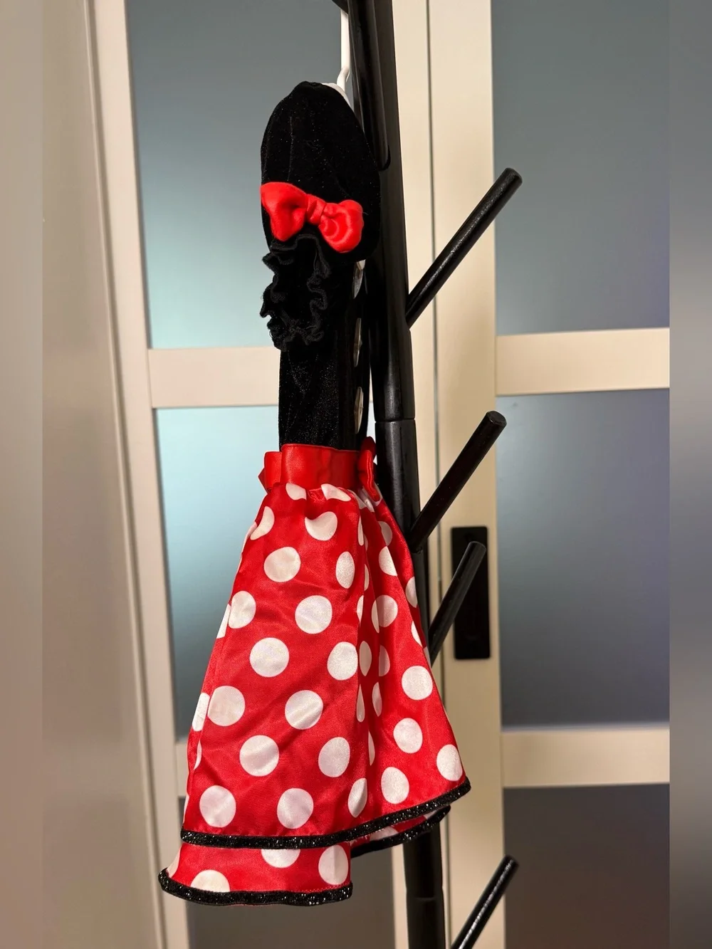 Disney Mickey and Friends Minnie Mouse Dress Costume, Size 18-24 Months.